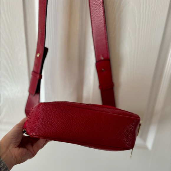 Steve Madden burgundy red crossover long strap purse bag pocket zipper like new - Picture 11 of 15
